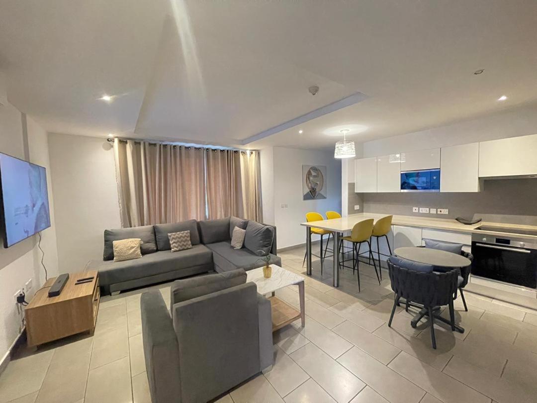 Luxury Labone Edge 2-Bedroom Apartment In Accra - Fivehills Homes Eksteriør billede